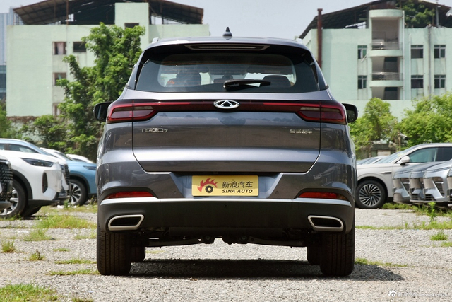 2025款瑞虎7 卓越版 1.5T CVT豪华版