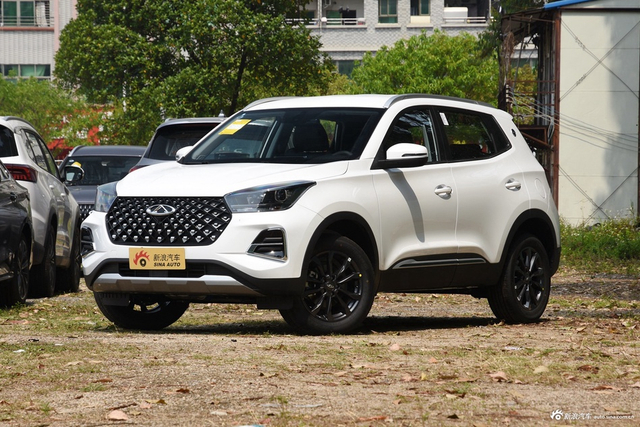 2025款瑞虎5x 1.5L CVT卓越版