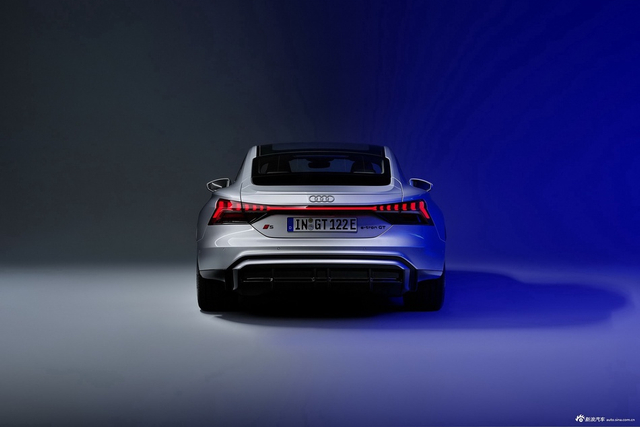 2024款奥迪e-tron GT S e-tron GT 官图