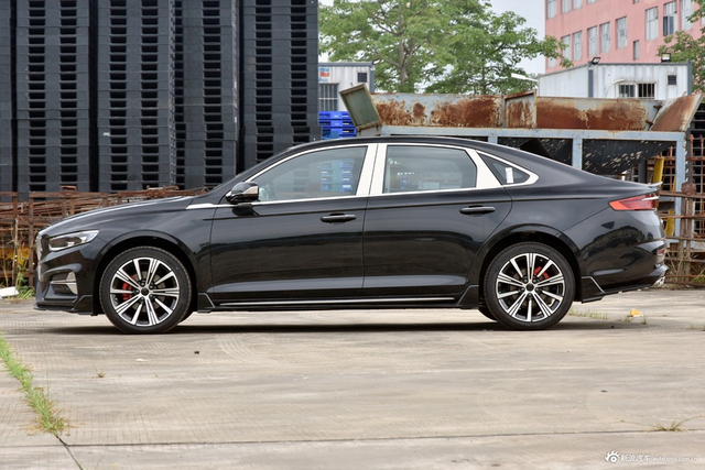 2025款星瑞 东方曜 2.0TD 揽星版