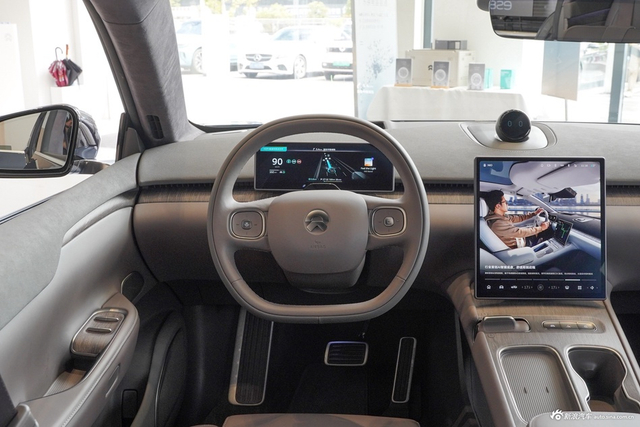 2024款蔚来ET7 100kWh 行政签名版