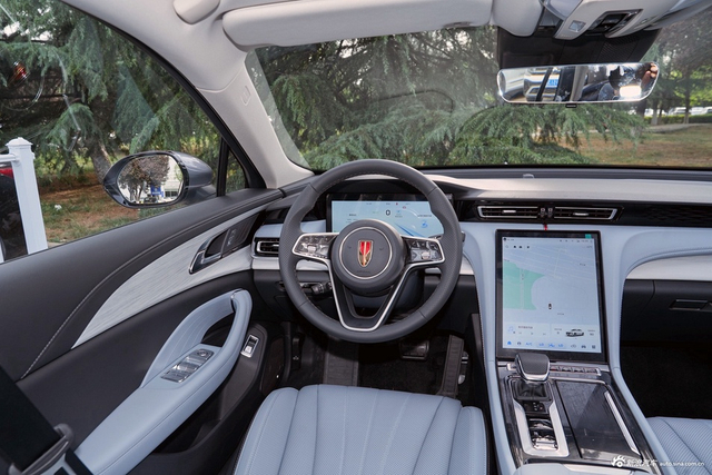 2025款红旗H5 PHEV 170 超混版