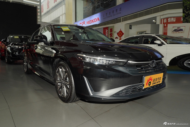 2025款型格 240TURBO CVT科技版