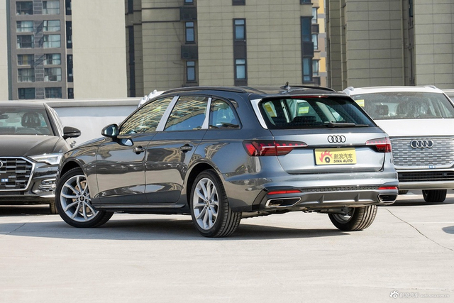 2024款奥迪A4（进口） Avant 40 TFSI 时尚运动型