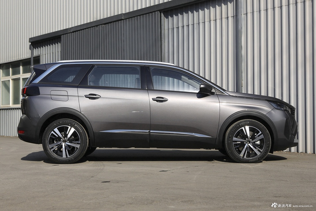 2023款标致5008 400THP 真爱版 5座