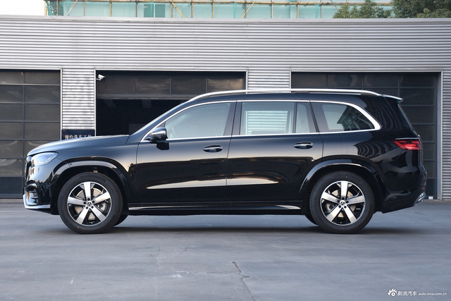 2024款奔驰GLS级 400 4MATIC