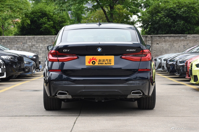 2022款宝马6系GT 630i M运动大旅行家版