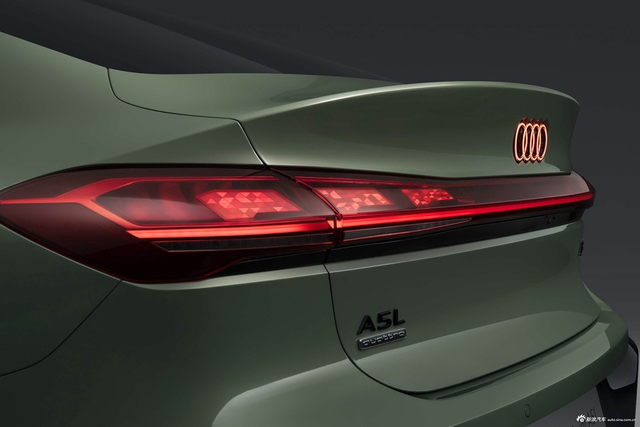 2026款奥迪A5L Sportback TFSI 150kW 智领quattro型 官图