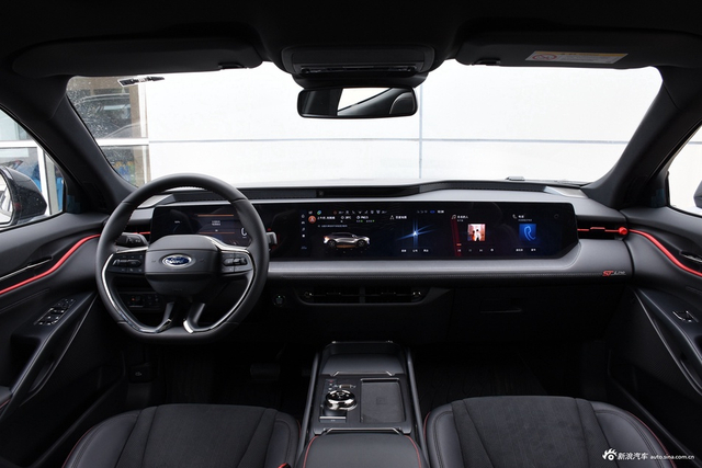 2025款蒙迪欧2.0T混动 运动版 ST-Line