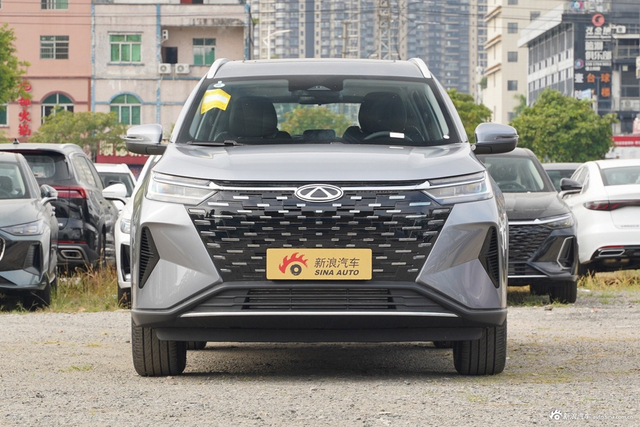 2025款瑞虎8 PRO 290T 两驱豪华+