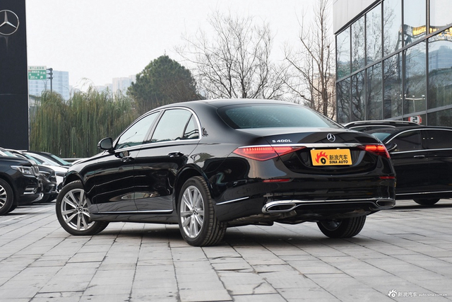 2024款奔驰S级 S 400 L 商务型