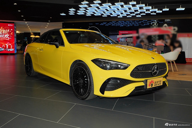2025款奔驰CLE 300 4MATIC 敞篷轿跑车