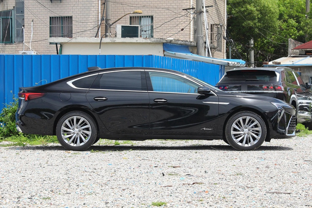 2024款君越 艾维亚版