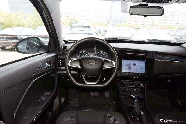 2024款瑞虎3x 1.5L CVT卓越版