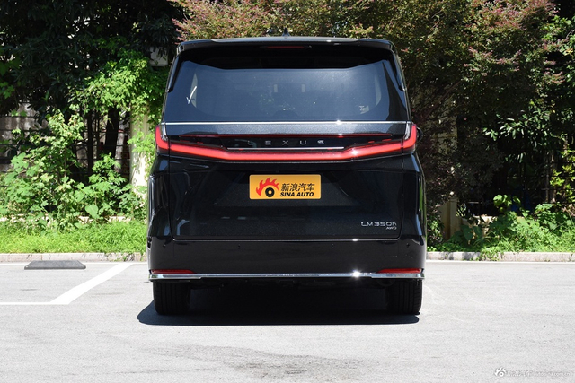 2023款雷克萨斯LM 350h 七座隽雅版