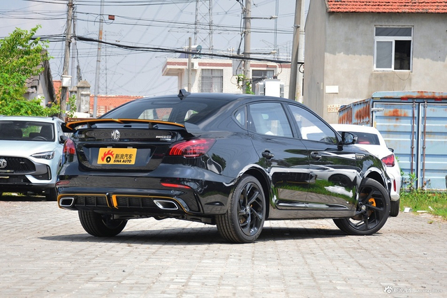 2021款名爵6 Pro 1.5T 自动Trophy旗舰版