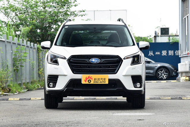 2024款森林人2.0i AWD豪华版