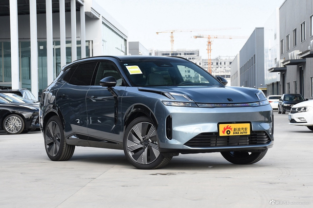 2025款领克08 EM-P 220四驱性能Halo