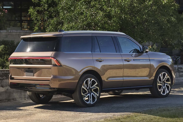 2025款领航员 基本型 官图