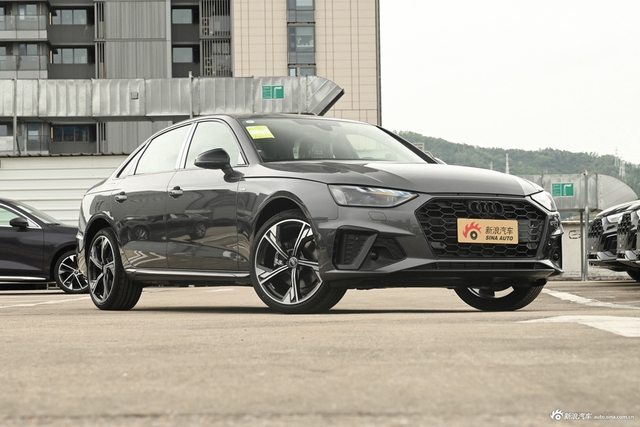 2025款奥迪A4L 200万辆悦享版 40 TFSI 星夜版