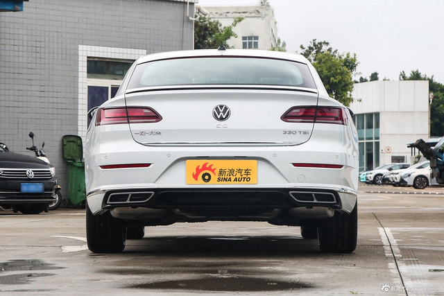 2024款一汽-大众CC 330TSI 炫目众享款