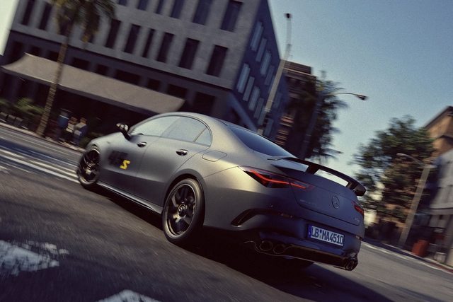 2026款AMG CLA 45 S 4MATIC+ Final Edition