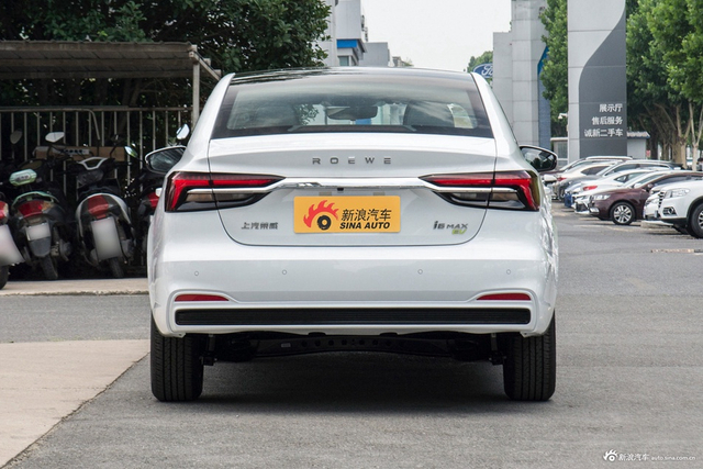 2022款荣威i6 MAX EV600 天幕尊享版