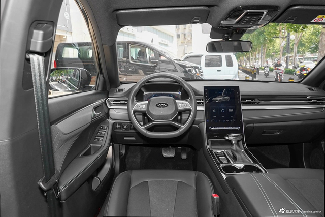 2023款江淮A5 PLUS 1.5T 自动豪华型