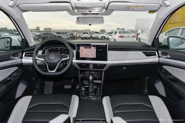 2025款宝来 改款 300TSI 双离合尊行版