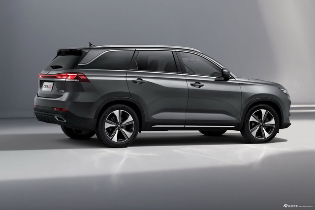 2026款长安CS75 PRO 1.5T DCT 尊享型 7座 官图