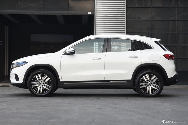 2024款奔驰EQA 260