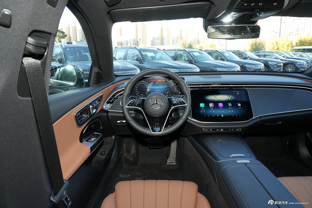 2026款奔驰E级 260 L 经典型
