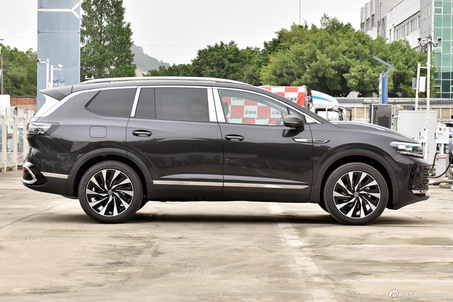 2026款揽境 450TSI 基本型六座