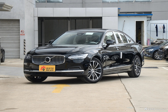 2024款沃尔沃S90 B5 智逸豪华版