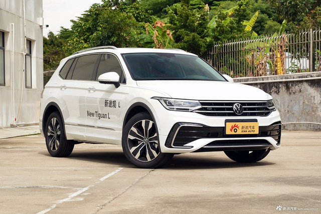 2024款途观L 出众款 330TSI 自动两驱R-Line龙耀版
