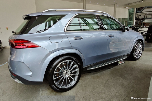 2025款奔驰GLE级 改款 GLE 450 4MATIC 豪华型