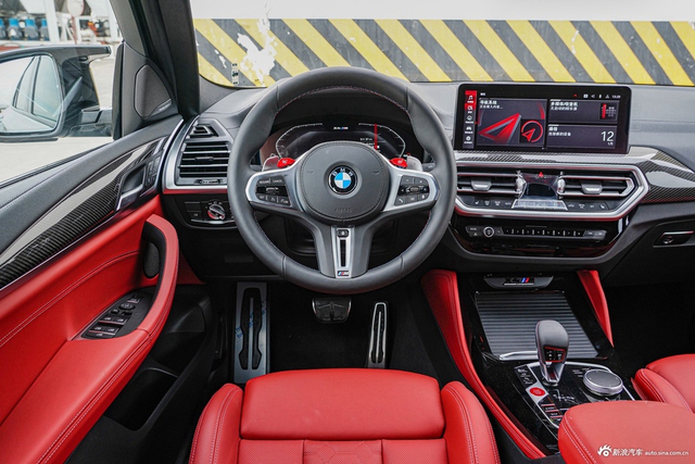 2022款宝马X4 M 雷霆版