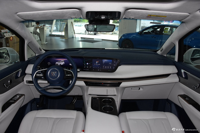 2024款GL8陆尊PHEV 奢享版 7座