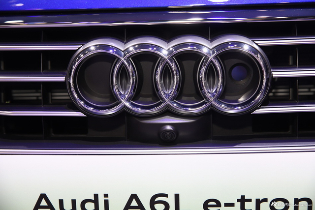 2019广州车展实拍：奥迪A6L混动