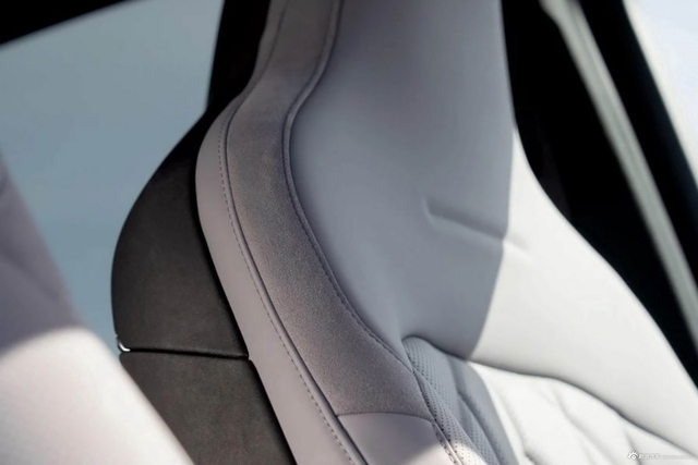 2025款蔚来EC6 75kWh 官图