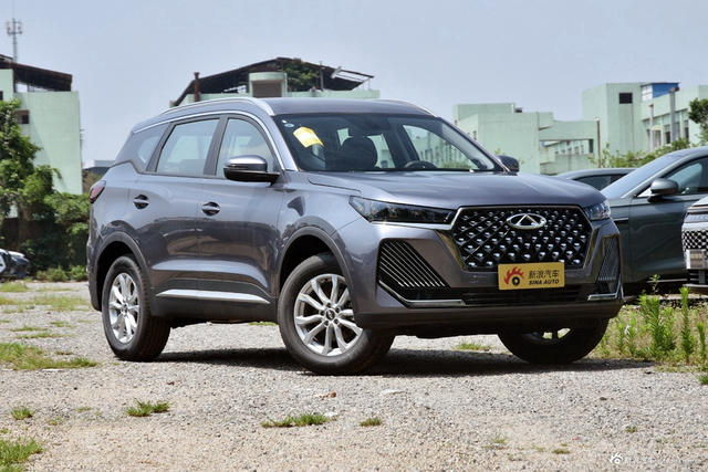 2025款瑞虎7 卓越版 1.5T CVT豪华版