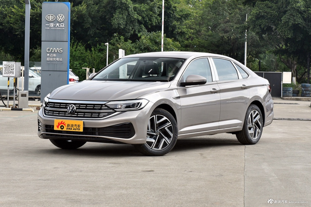 2025款速腾 改款三 300TSI DSG超越版