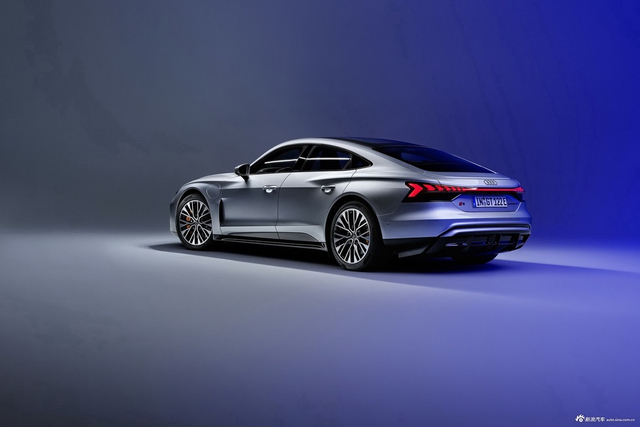 2024款奥迪e-tron GT S e-tron GT 官图