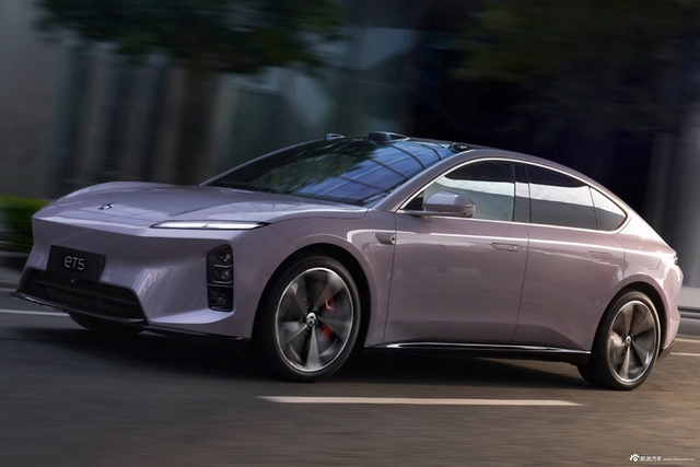 2025款蔚来ET5 100kWh 官图