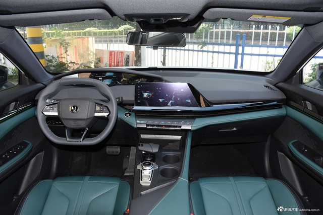 2024款UNI-V 智电iDD 蓝鲸智电iDD 136km 智尊型