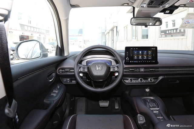 2023款ZR-V致在2.0L e:HEV 锐·豪华版