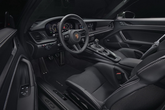 2025款保时捷911 GT3 旅行版 4.0L 官图