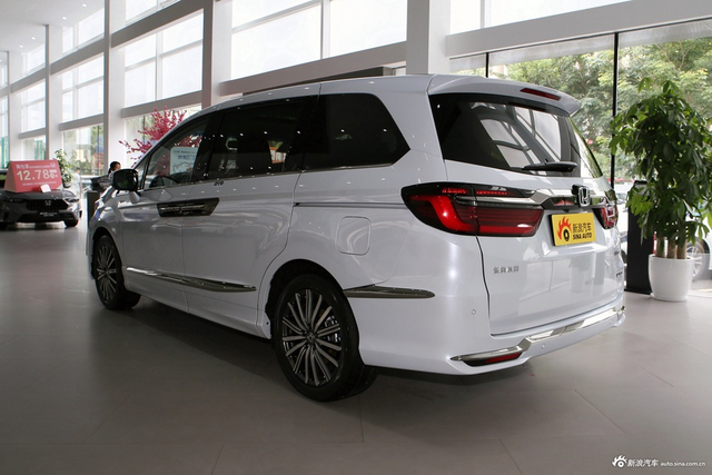 2026款艾力绅 2.0L e:HEV