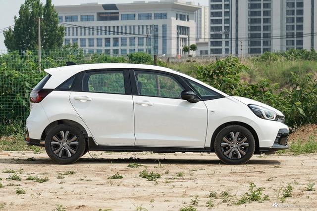 2023款飞度 1.5L CVT潮跑版