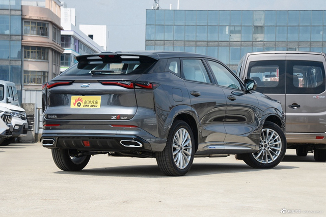 2022款长安欧尚Z6 PHEV 蓝鲸iDD 1.5T 150KM旗舰型